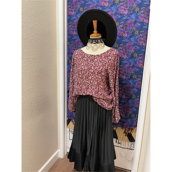 🌈 Lovely picnic floral ruffle top - Picture 11 of 12